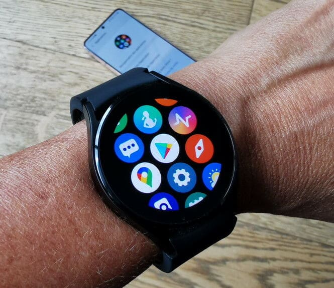 MONTRE CONNECTEE SAMSUNG GALAXY WATCH 4 BLUETOOTH (40MM)